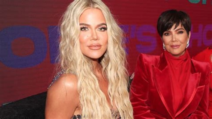 Khloe Kardashian’s People’s Choice Awards 2021 Outfit: Photos – Hollywood Life