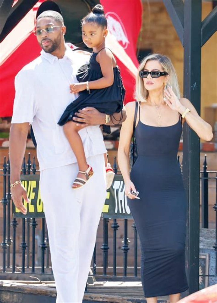 Khloe Kardashian Takes In Tristan & Brother Amari After Mom’s Death – Hollywood Life