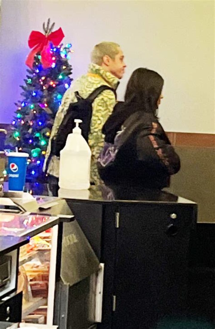 Kim Kardaashian’s Conversation With Pete Davidson’s Mother Revealed – Hollywood Life
