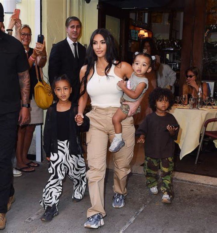 Kim Kardashian Discusses Co-Parenting With Kanye West During Interview – Hollywood Life