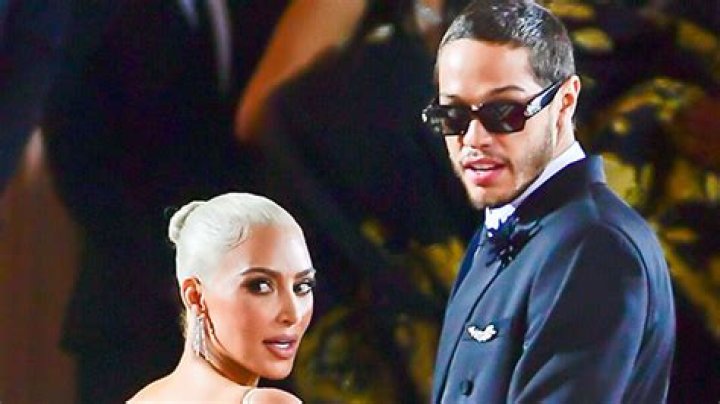 Kim Kardashian Enjoys Being ‘Stranded’ With Pete Davidson In New, Romantic Photos From Their Tahiti Trip