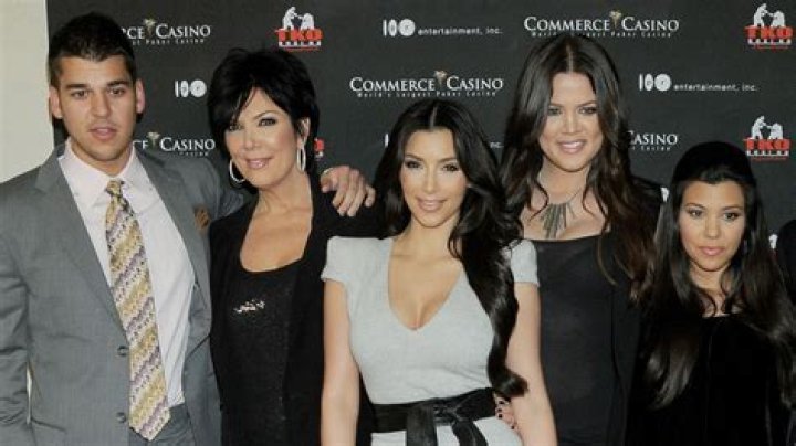 Kim & Kardashian Family Celebrate Rob Kardashian’s 36th Birthday – Hollywood Life