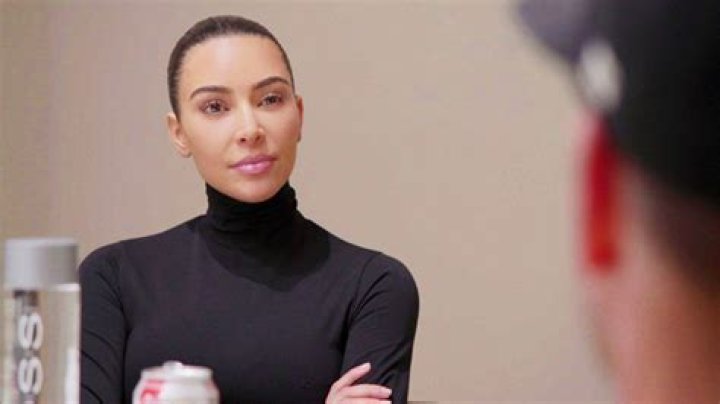 Kim Kardashian Goes Makeup-Free In A Bathrobe On ‘The Kardashians’ – Hollywood Life