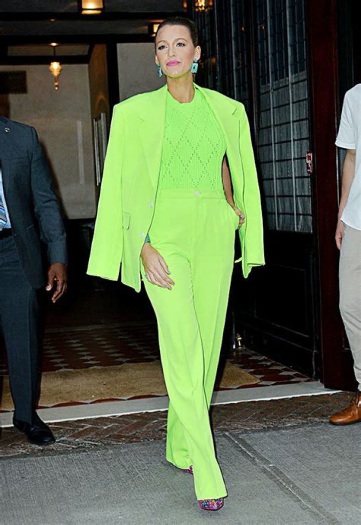 Kim Kardashian In Neon Green — Blake Lively’s Lime Look, Too – Hollywood Life