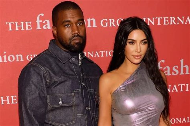 Kim Kardashian & Kanye West Designed $10k Push Present With Special ‘Meaning’ For Surrogate