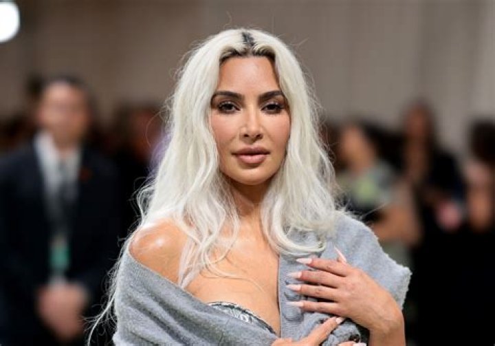 Kim Kardashian & More  – Hollywood Life