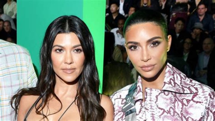 Kim Kardashian Punches Kourtney In ‘KUWTK’ Season 18 Trailer — Watch – Hollywood Life