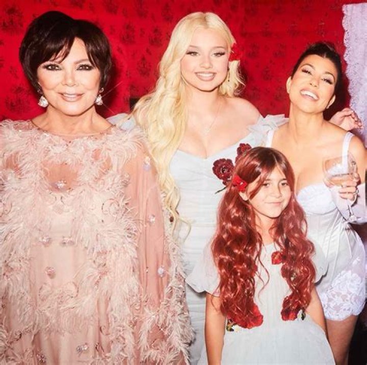 Kim Kardashian’s 42nd Birthday Tributes From Loved Ones: Photos – Hollywood Life