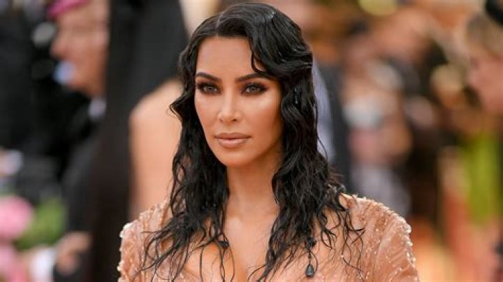 Kim Kardashian’s Best Hairstyles Through The Years
