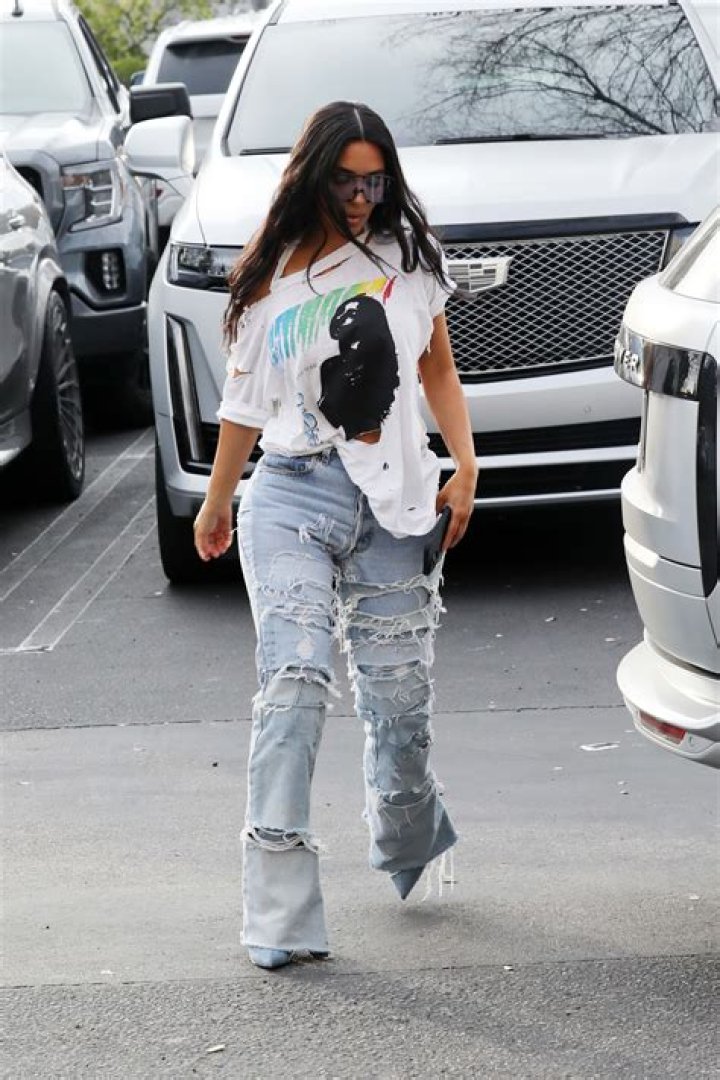 Kim Kardashian’s Black Top & Distressed Jeans: Love Or Loathe?