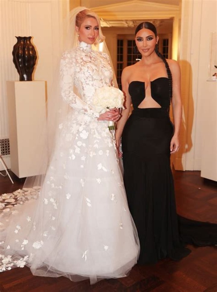 Kim Kardashian’s Dress At Paris Hilton’s Wedding – Photos – Hollywood Life