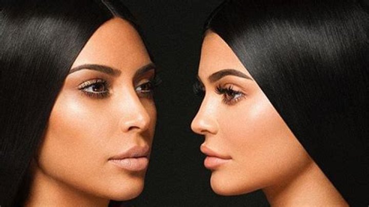 Kim Kardashian Vs. Kylie Jenner: Their Best Look-Alike Pics Of 2017