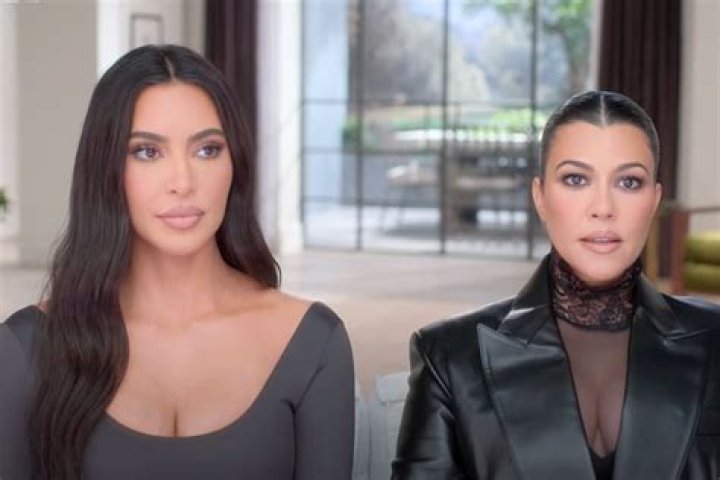 Kim & Khloe Kardashian Fight in ‘The Kardashians’ Season 5 Trailer: ‘Sisters Can Be Vicious’
