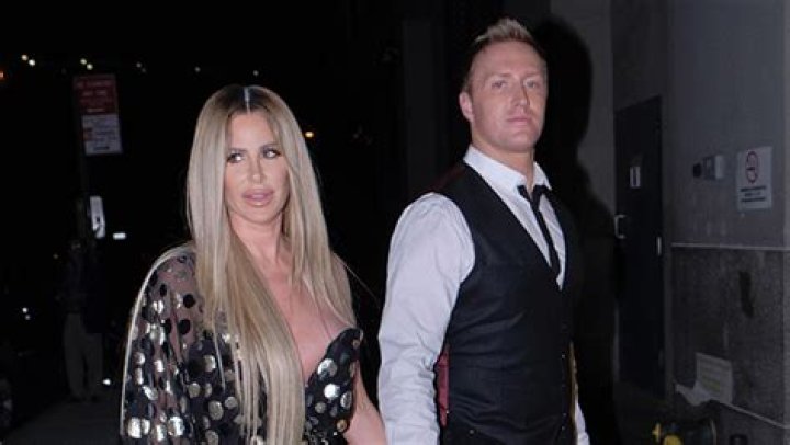 Kim Zolciak Is Returning to Reality TV on ‘The Surreal Life’ – Hollywood Life
