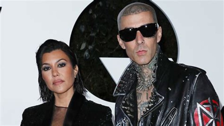 Kourtney Kardashian Surprises Travis Barker With Halloween Decorations – Hollywood Life