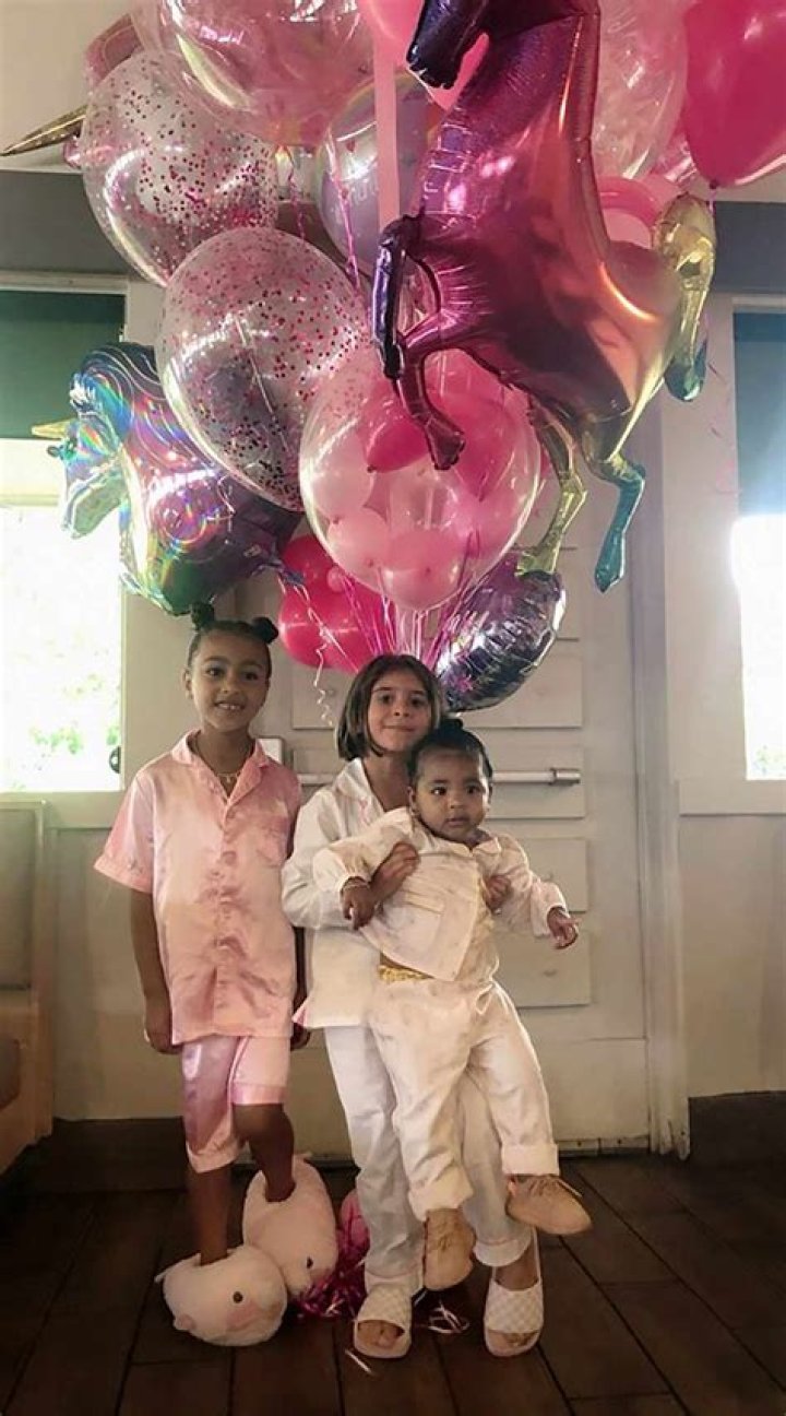 Kourtney Kardashian Throws Penelope Disick Pink-Themed Birthday Party – Hollywood Life