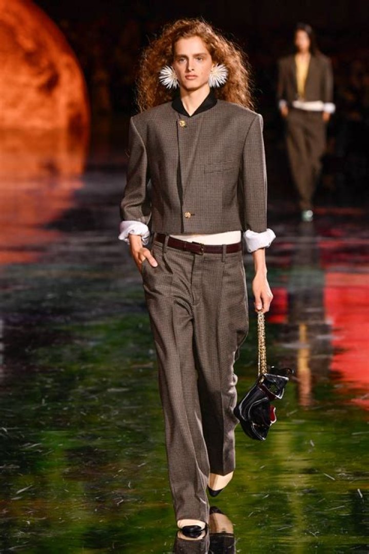 Kristen Stewart & Alicia Cargile’s Wedding Details Revealed: Both Want To Wear Chanel