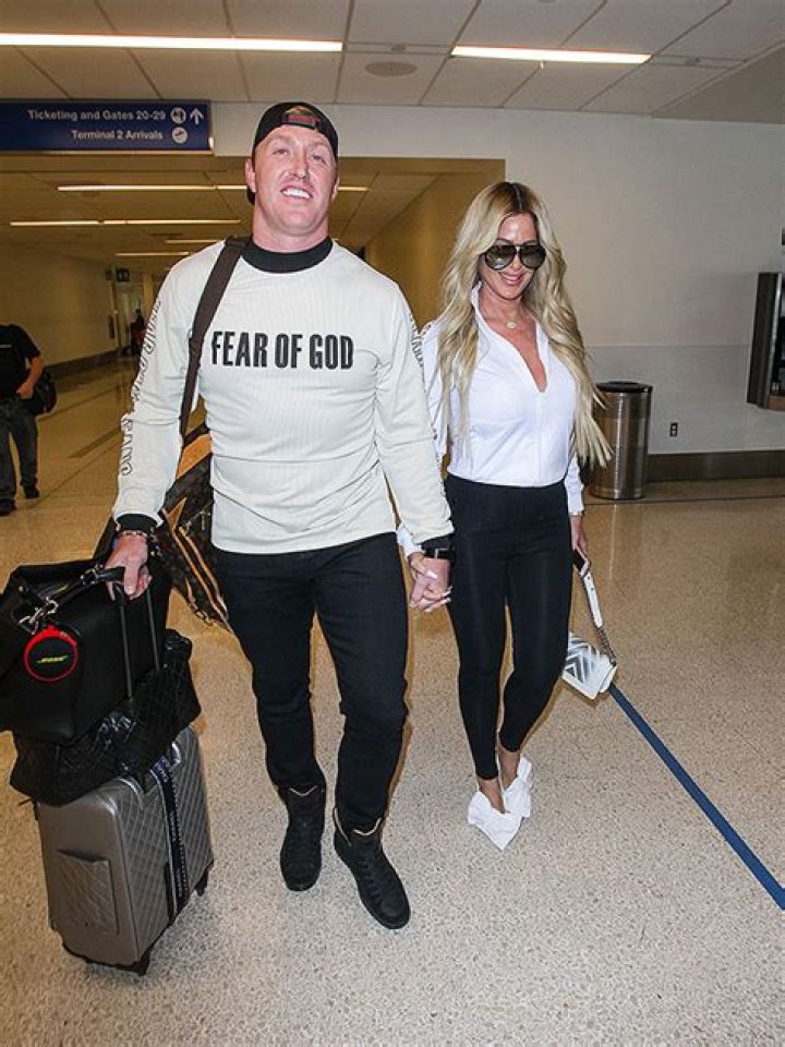 Kroy Biermann Accuses Kim Zolciak Of Gambling Problem In Court Docs – Hollywood Life