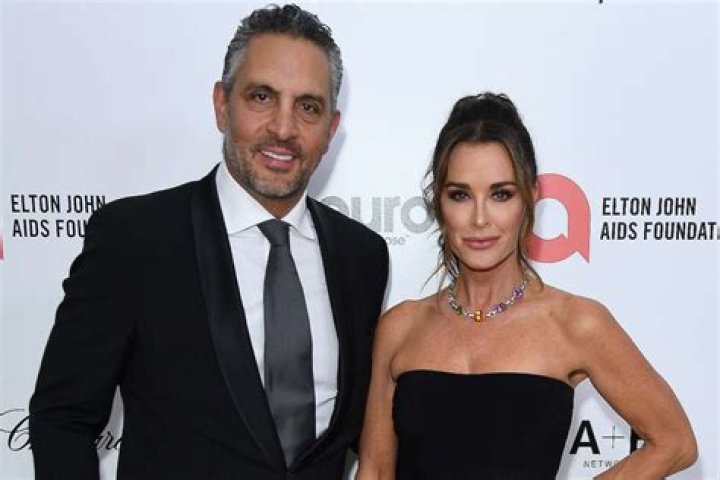 Kyle Richards and Mauricio Umansky Spend Thanksgiving Together After Separating