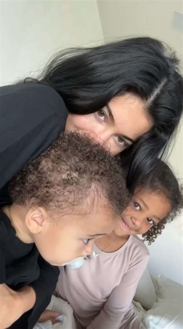 Kylie Jenner Cuddles & Kisses Baby Aire, 1, In Sweet New Video
