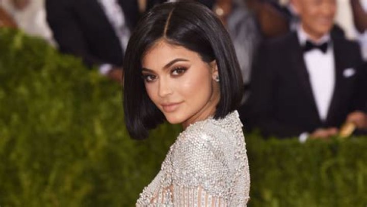 Kylie Jenner Debuts Her Shorter, Natural Hair In Sexy New Video: Watch