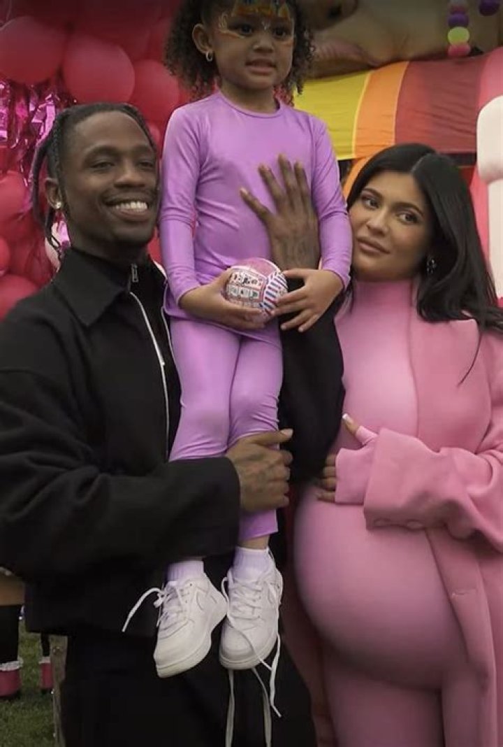 Kylie Jenner Pregnant & Expecting Baby No. 2 With Travis Scott – Hollywood Life
