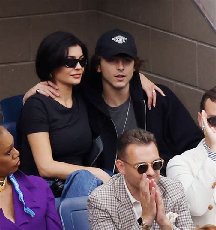 Kylie Jenner’s Battle With Loneliness & Low Self Esteem, Despite Her Sexy Beauty