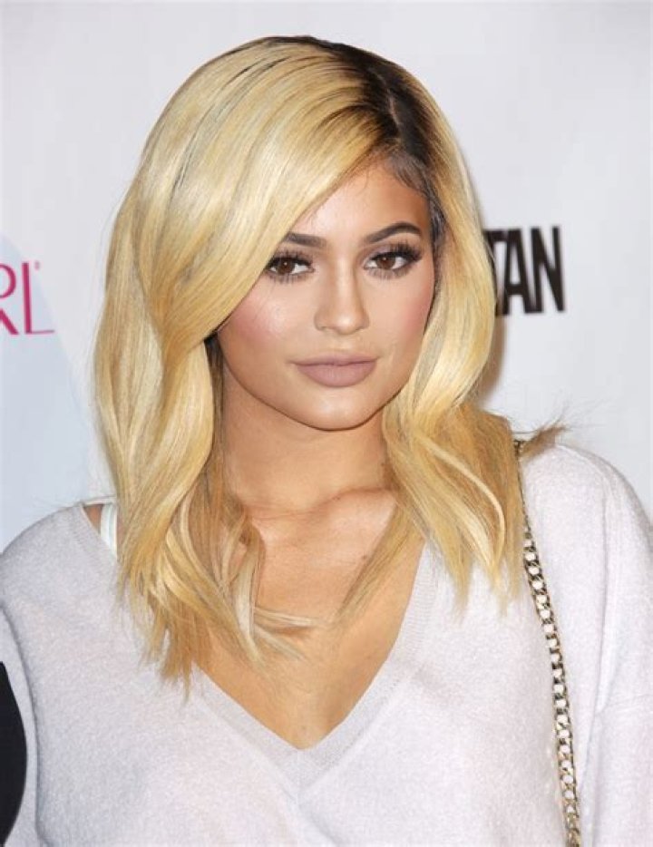 Kylie Jenner’s Beauty Looks Of 2015 — Photos