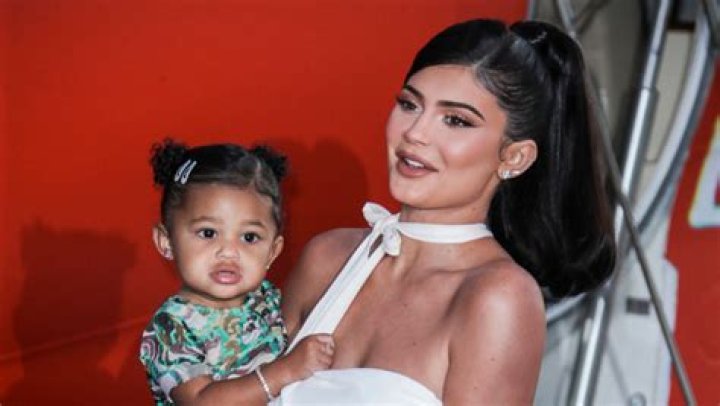Kylie Jenner Shares Cute New Pics Of Stormi Puckering Her Lips & Trying To Look Like Mommy