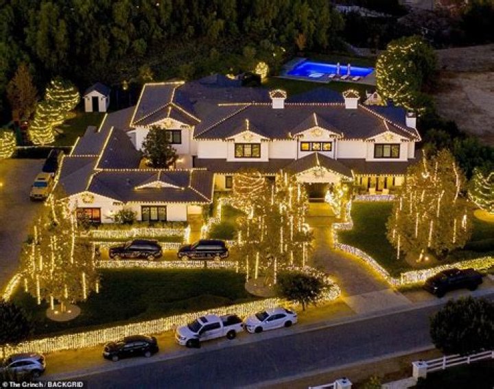 Kylie Jenner Spends Record-Breaking $15 Million On Hidden Hills Lot Formerly Owned By Miley Cyrus