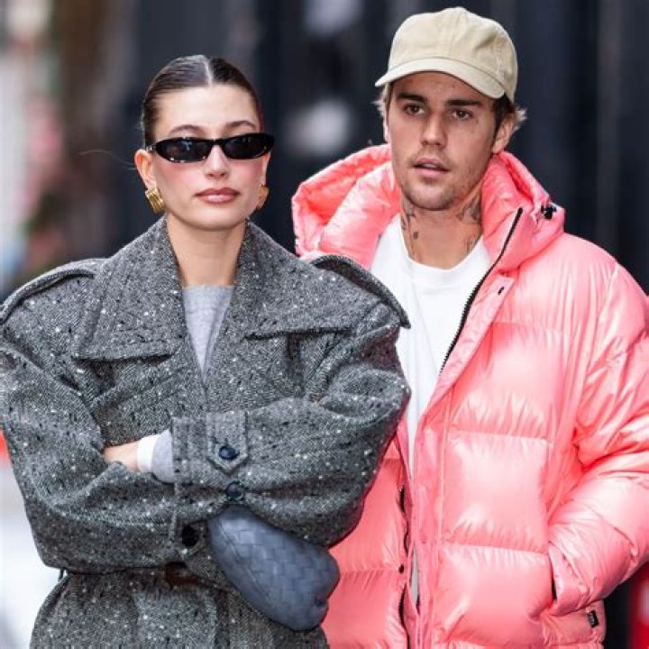Kylie & Kendall Jenner Don’t Practice Social Distancing When Reuniting With Justin Bieber & Hailey Baldwin