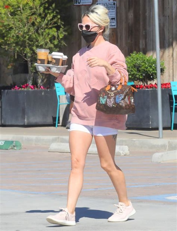 Lady Gaga Wears Short Shorts & Louis Vuitton Purse After SAGs — Photo – Hollywood Life