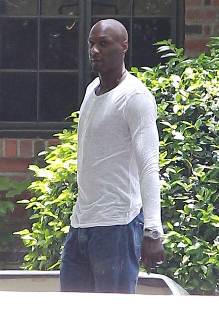 Lamar Odom Moved Out Of Khloe Kardashian Home To Use Drugs — Doesn’t Want Help – Hollywood Life