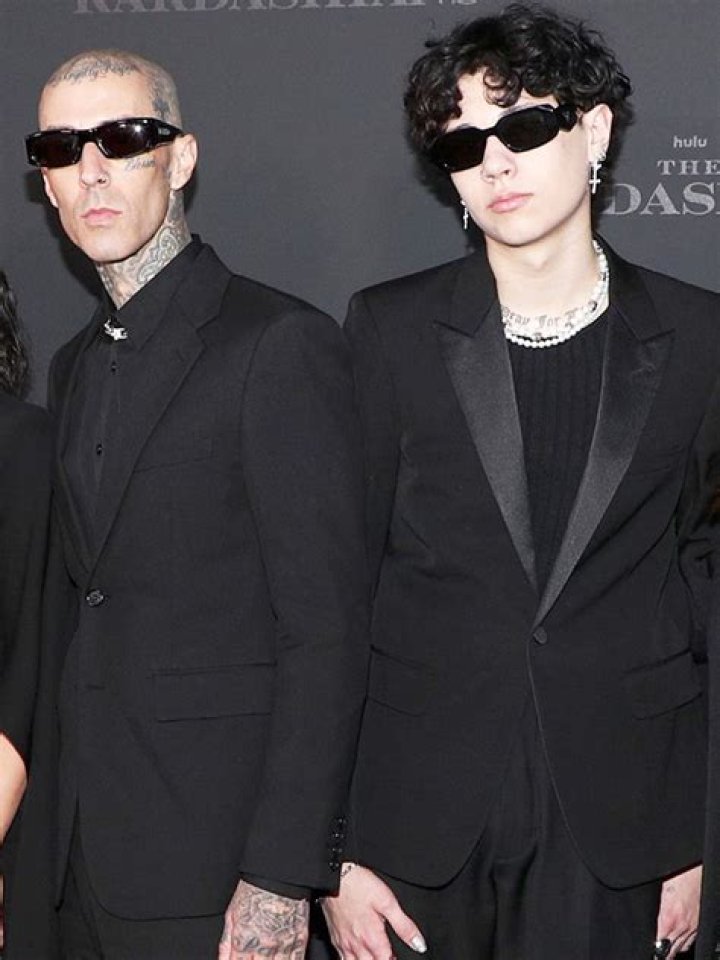 Landon Barker & MGK’s Performance Amid Travis Barker Hospitalization – Hollywood Life