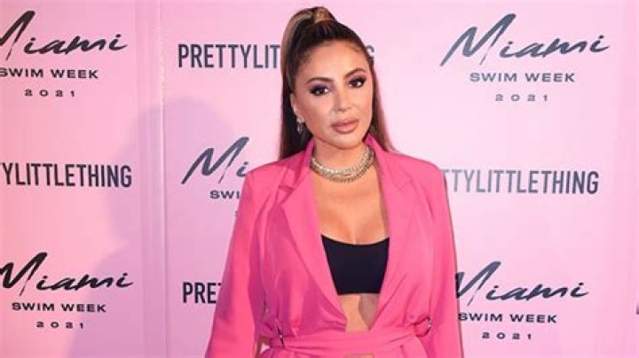 Larsa Pippen, 47, Rocks High Waisted Bikini Under A Pink Blazer For PrettyLittleThing Event: Photo