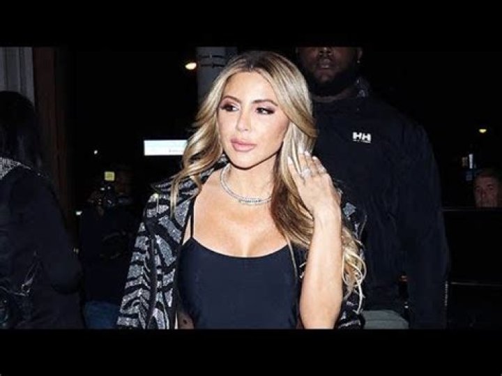 Larsa Pippen Shows Off Big Lips While Pouting In Bed For New Selfie — Pic