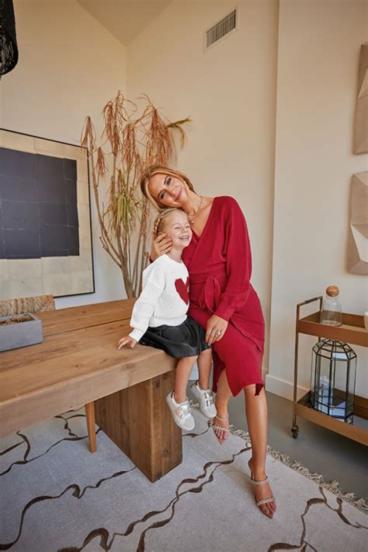 Lauren Luyendyk Reveals Arie Taught Himself How To Do An ‘Elsa Braid’ In Daughter’s Hair (Exclusive)