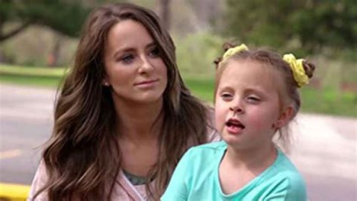 Leah Messer’s Daughter Adalynn, 8, Looks So Grown Up In Cute Pics From 1st Day Of 3rd Grade