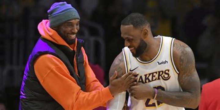 LeBron James Writes Moving Tribute To ‘Brother’ Kobe Bryant: ‘I’m Heartbroken & Devastated’