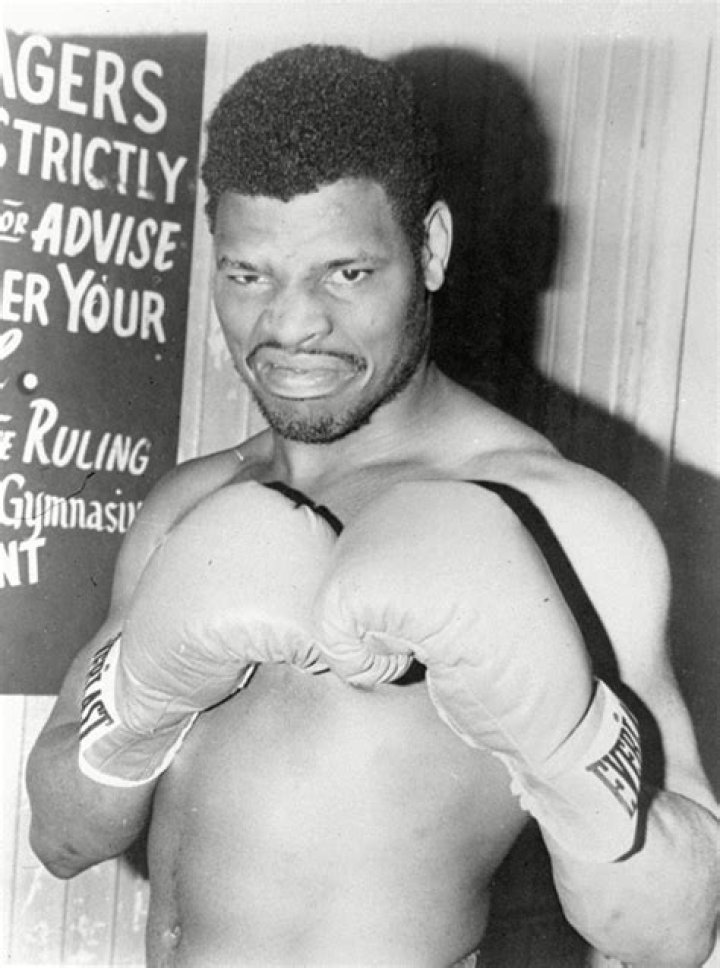 Leon Spinks — PICS
