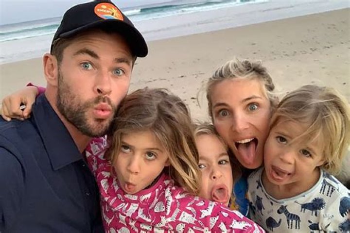 Liam Hemsworth’s Family Hoping He’ll ‘Settle Down’ & ‘Start A Family’ With Girlfriend Gabriella Brooks ‘Soon’