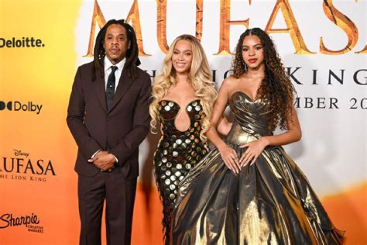 Lil’ Kim Responds To Beyonce’s ‘Beyhive’ After ‘Beehive’ Controversy – Hollywood Life