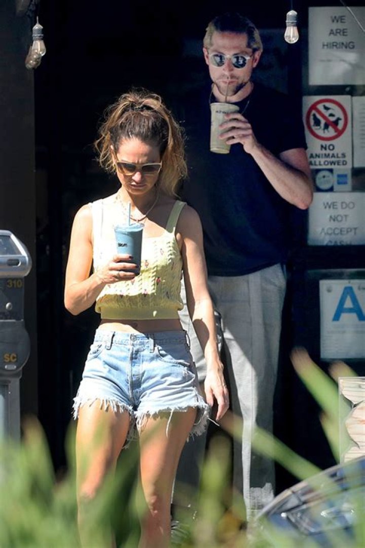 Lily James Slays In Daisy Dukes While Out With BF Michael Shuman — Photo