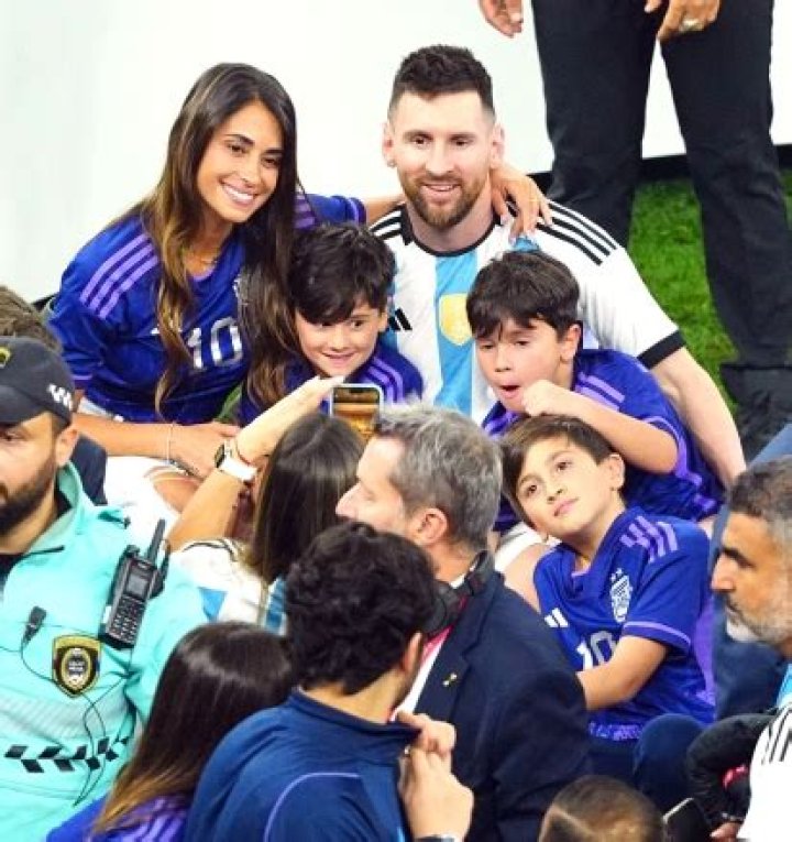 Lionel Messi Threatened By Gunmen After Family Store Shooting – Hollywood Life