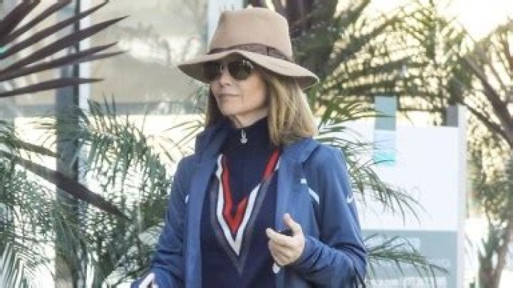 Lori Loughlin Keeps A Low Profile In Hat & Sunglasses After Daughter Olivia Jade’s Fake Resume Surfaces