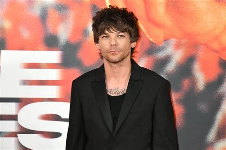 Louis Tomlinson Smoking Joint — One Direction Responds To Controversial Clip – Hollywood Life