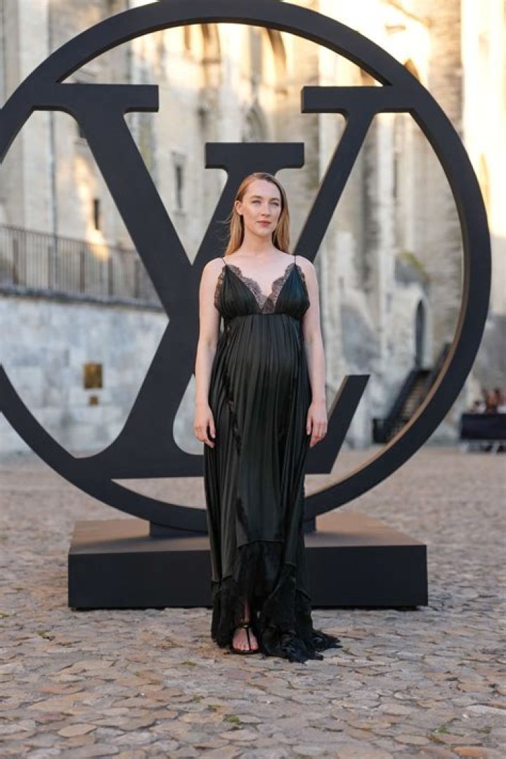 Louis Vuitton Cruise 2020 Show – PICS