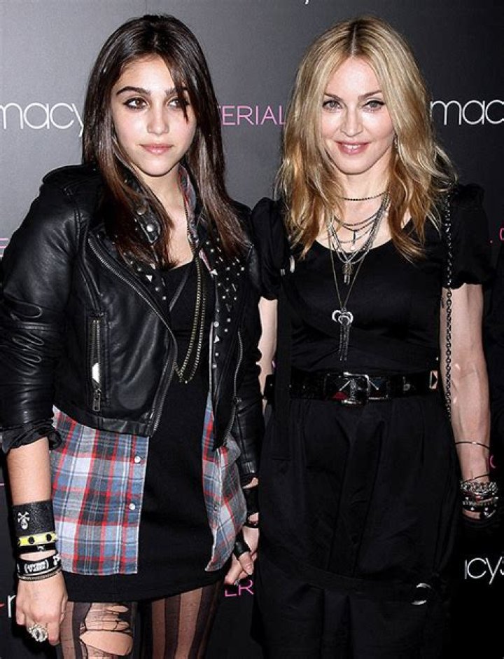 Lourdes Leon Disses Fans As Madonna’s Daughter Joins Instagram – Hollywood Life