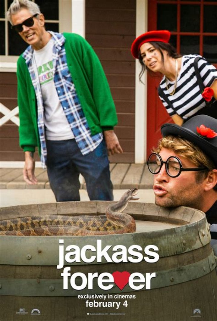 Machine Gun Kelly Gets Smacked In ‘Jackass Forever’ Trailer: Watch – Hollywood Life