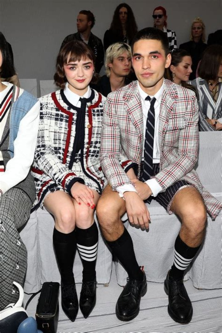 Maisie Williams & BF Reuben Selby Hit The Runway In Matching Outfits For GCDS Fashion Show  
